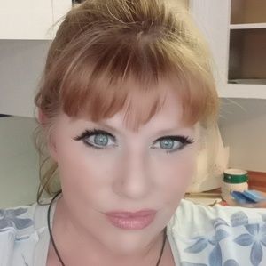 Meet your Posher, Rosemary